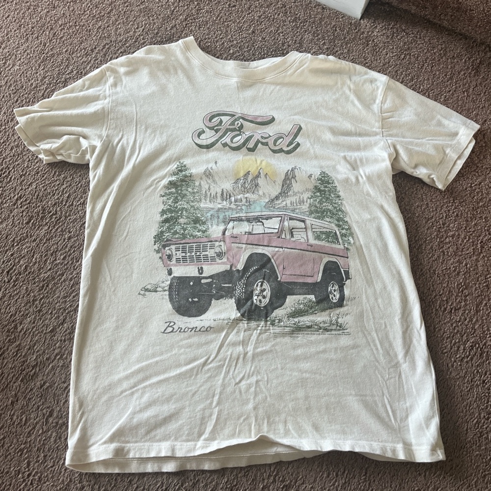 Ford Graphic Tee with Vintage Car Design